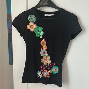 Moschino Black Fitted Embellished Short Sleeve Tee